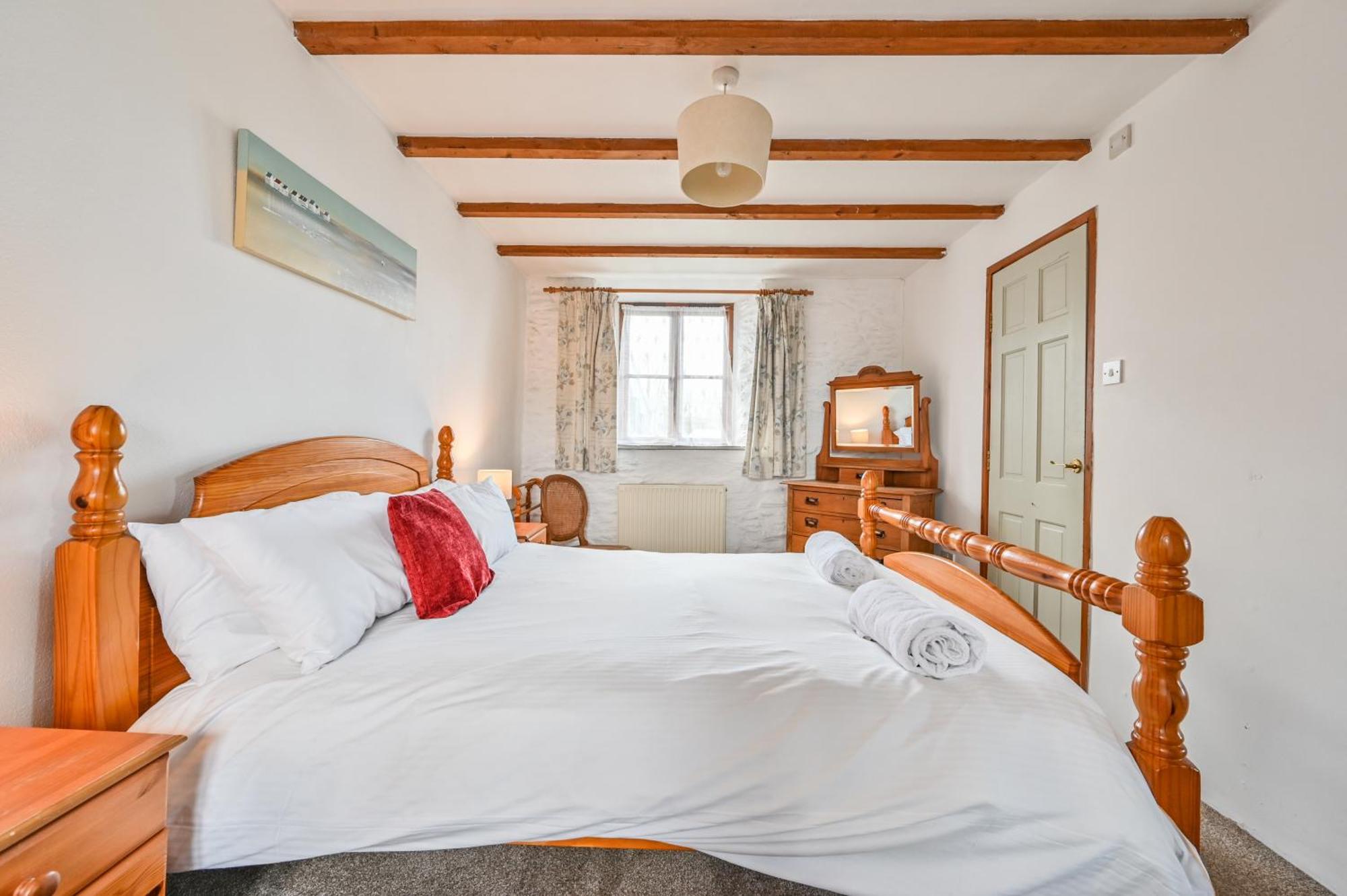 Polean Farm Cottages - With Free Animal Feeding And Pony Rides And Free Access To A Nearby Pool Looe Kamer foto