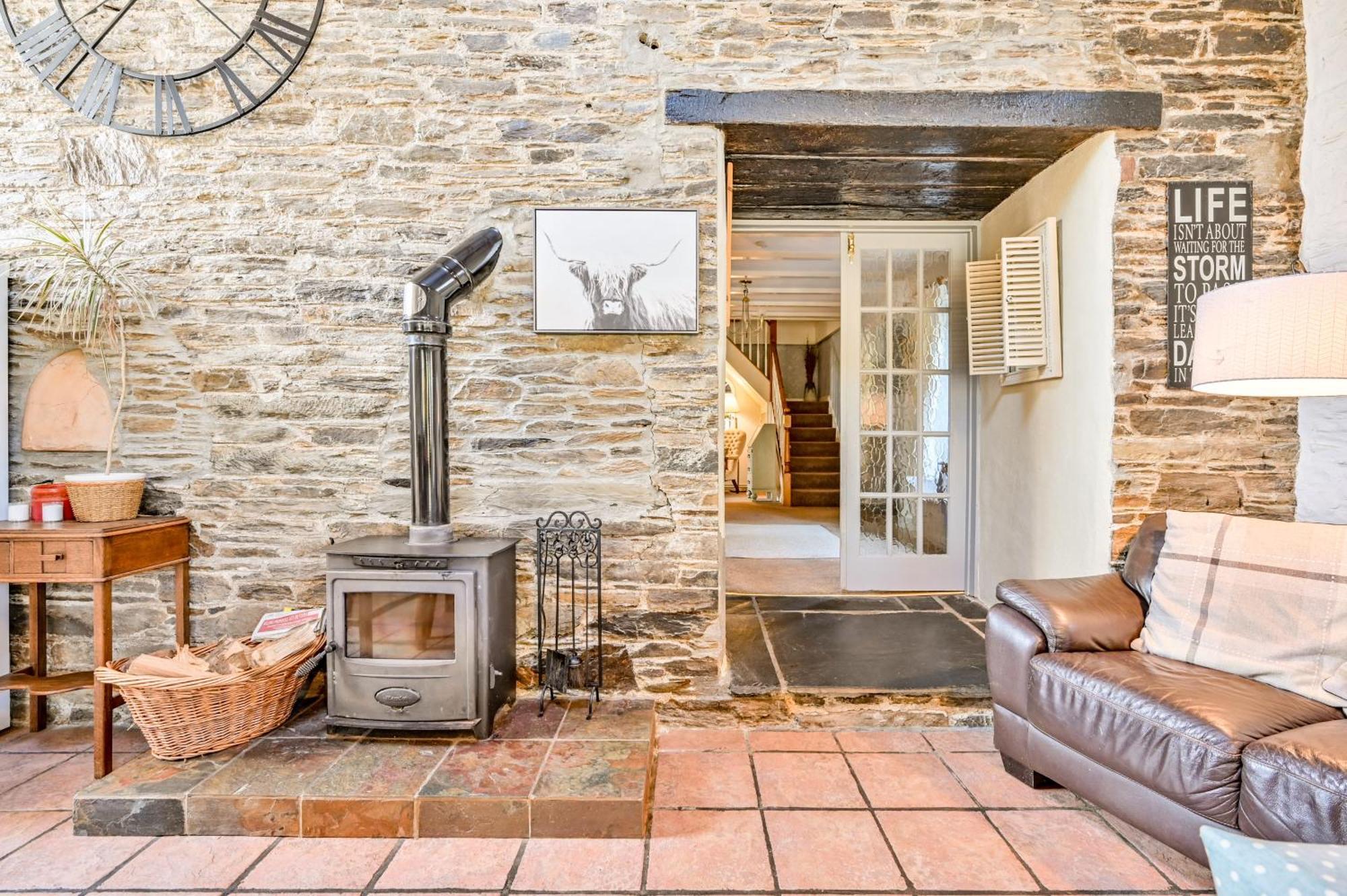 Polean Farm Cottages - With Free Animal Feeding And Pony Rides And Free Access To A Nearby Pool Looe Kamer foto