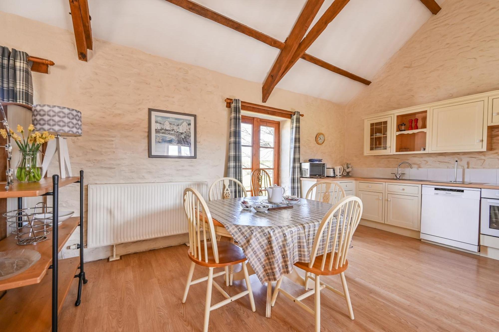 Polean Farm Cottages - With Free Animal Feeding And Pony Rides And Free Access To A Nearby Pool Looe Kamer foto