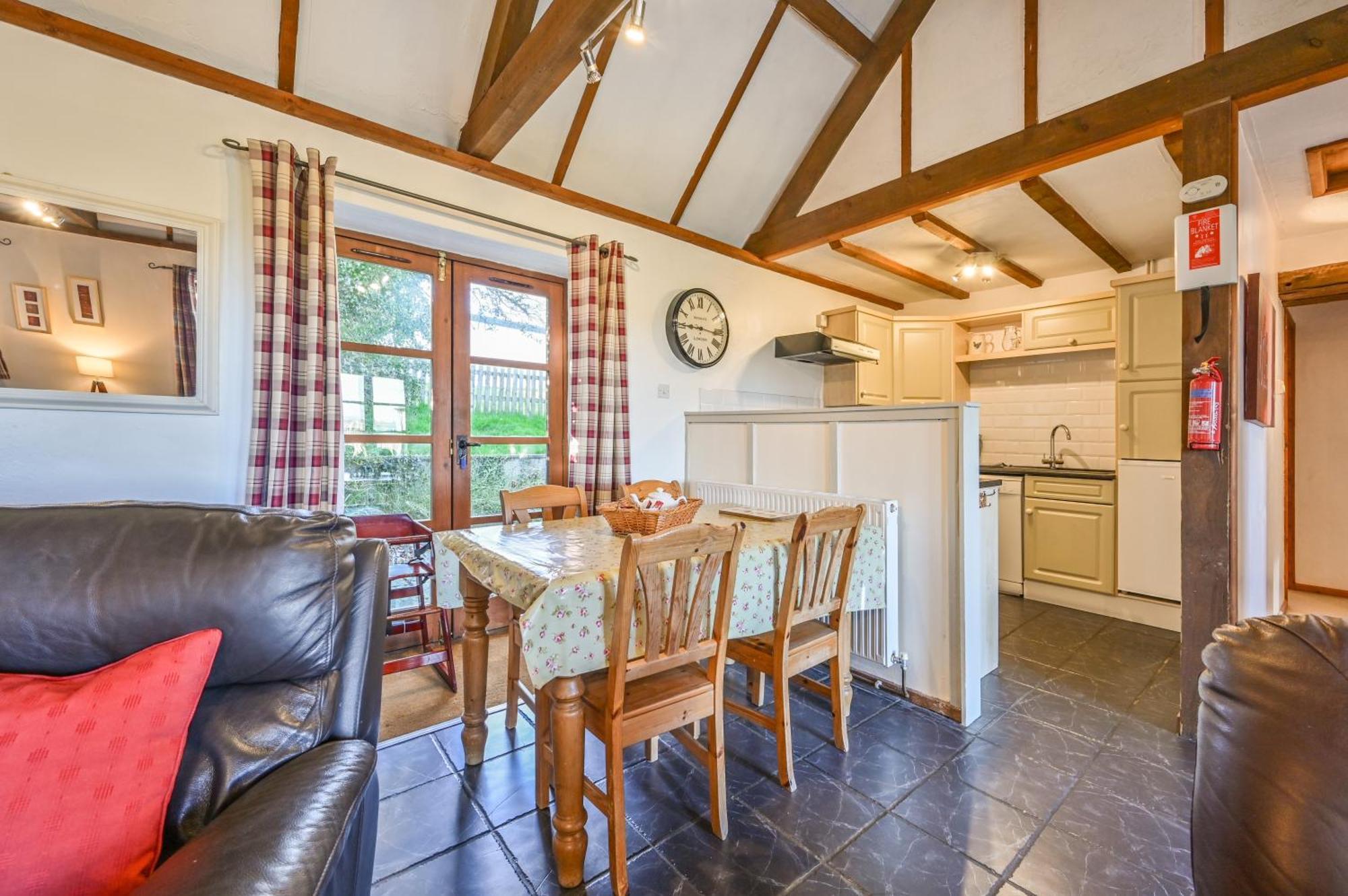 Polean Farm Cottages - With Free Animal Feeding And Pony Rides And Free Access To A Nearby Pool Looe Kamer foto